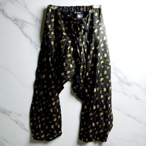 Black Paisley Floral Print Silky Baggy Pants - Picture 1 of 3